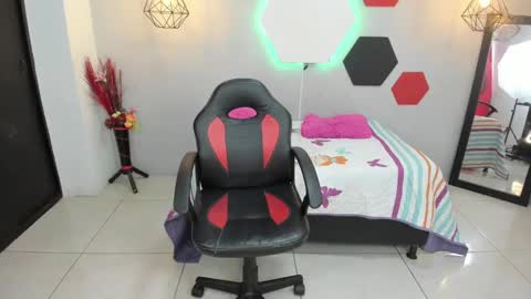 martina online show from 02-06-25, 08:45