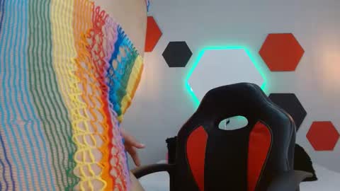 martina online show from 02-14-25, 04:15