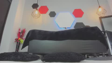 martina online show from 09-10-25, 04:12