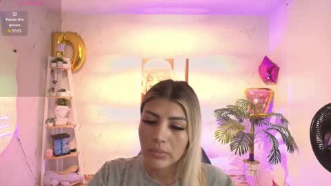 Snapshot of saloomee__ chatting on 10-02-25, 11:06 SALOME online show from 10-02-25, 11:06