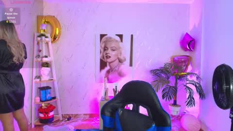 Snapshot of saloomee__ chatting on 10-09-25, 11:08 SALOME online show from 10-09-25, 11:08