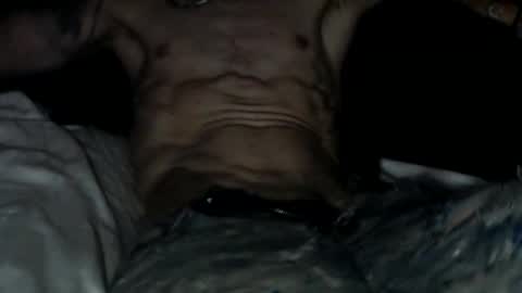 Snapshot of salsbigger chatting on 11-25-25, 07:19 Anthony Deniro online show from 11-25-25, 07:19