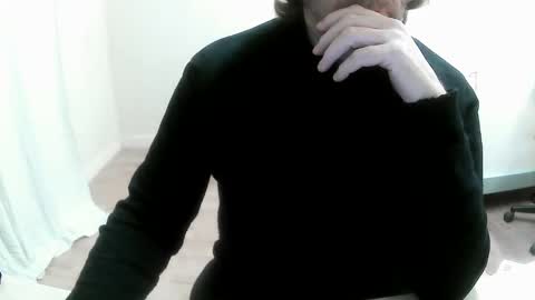 Snapshot of saltimbanquier chatting on 12-02-24, 12:40 Saltimbanquier Salt ou Banquier online show from 12-02-24, 12:40