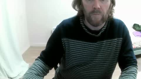 Snapshot of saltimbanquier chatting on 01-06-25, 02:03 Saltimbanquier Salt ou Banquier online show from 01-06-25, 02:03