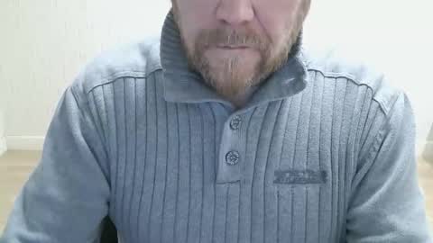 Snapshot of saltimbanquier chatting on 01-07-26, 12:29 Saltimbanquier Salt ou Banquier online show from 01-07-26, 12:29