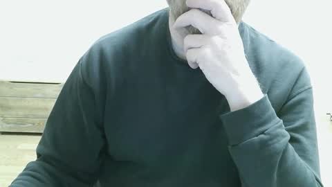 Snapshot of saltimbanquier chatting on 03-14-26, 07:52 Saltimbanquier Salt ou Banquier online show from 03-14-26, 07:52