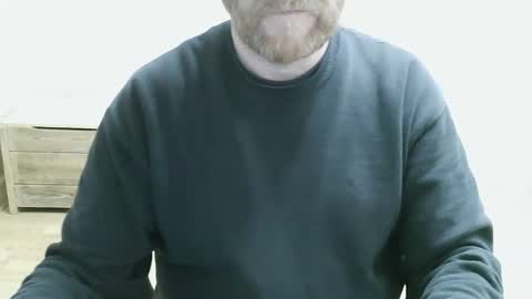 Snapshot of saltimbanquier chatting on 04-05-26, 08:39 Saltimbanquier Salt ou Banquier online show from 04-05-26, 08:39