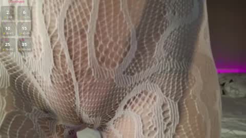 Snapshot of salutchristine chatting on 11-09-25, 02:37 Chris online show from 11-09-25, 02:37