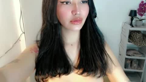 Snapshot of salva_fuckdoll chatting on 06-12-26, 03:16 Salva online show from 06-12-26, 03:16