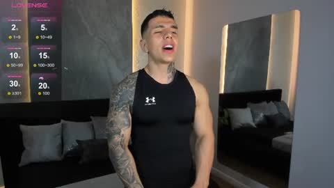 Snapshot of salvatore_damore chatting on 06-20-26, 05:38 SALVATORE online show from 06-20-26, 05:38