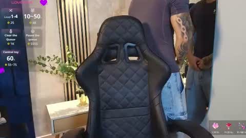 Snapshot of salvatore_damore chatting on 07-17-26, 12:17 SALVATORE online show from 07-17-26, 12:17