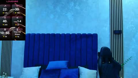 Snapshot of salvatore_damore chatting on 07-19-26, 01:59 SALVATORE online show from 07-19-26, 01:59