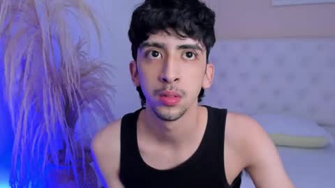 Snapshot of salvatore_monterey chatting on 10-12-25, 08:41 salvatore online show from 10-12-25, 08:41