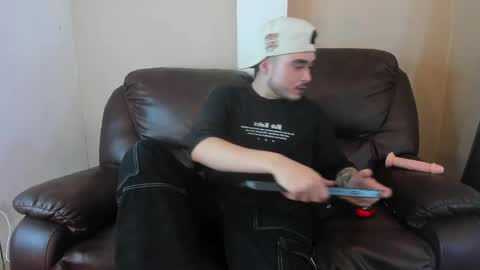  Salvatore online show from 04-17-26, 10:24