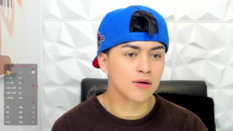 Snapshot of sam_daves_ chatting on 11-11-25, 02:28 Sam online show from 11-11-25, 02:28