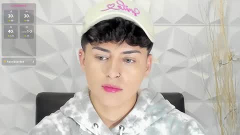 Snapshot of sam_daves_ chatting on 02-11-26, 01:49 Sam online show from 02-11-26, 01:49