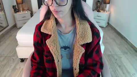 Snapshot of sam_mansson66 chatting on 01-13-25, 06:49 SAM MANSON online show from 01-13-25, 06:49