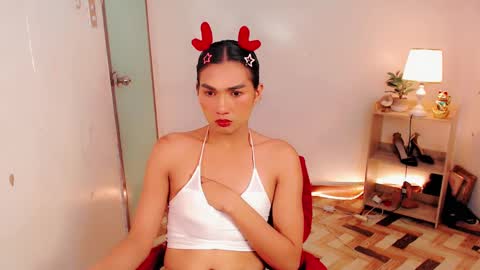 Snapshot of sam_mitinair chatting on 12-22-24, 12:16 sam online show from 12-22-24, 12:16