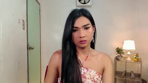 Snapshot of sam_mitinair chatting on 01-23-25, 08:02 sam online show from 01-23-25, 08:02