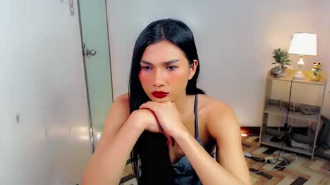 Snapshot of sam_mitinair chatting on 01-24-25, 02:41 sam online show from 01-24-25, 02:41