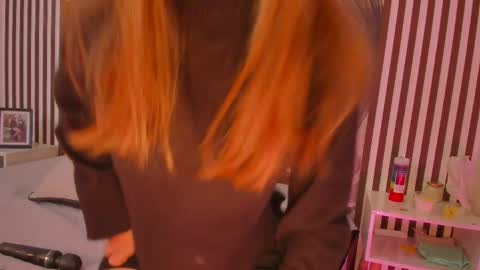 Samaantha  online show from 09-20-25, 11:44