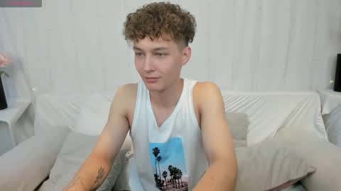 Sam online show from 09-11-25, 01:44