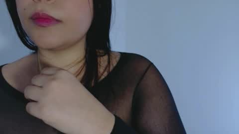 samannthaa_1 online show from 11-05-25, 09:48