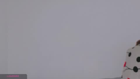 samannthaa_1 online show from 11-13-25, 08:52