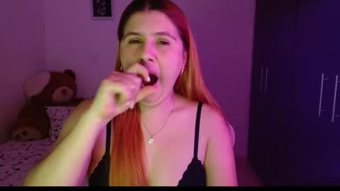 Snapshot of samanta_0277 chatting on 03-07-26, 03:47 samanta_0277 online show from 03-07-26, 03:47