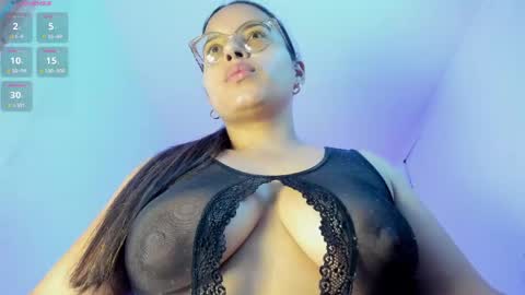 Snapshot of samanta__sweetx chatting on 05-07-26, 05:18 Samanta Sweet online show from 05-07-26, 05:18