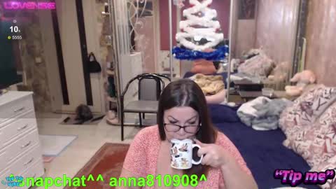 Marry online show from 01-19-25, 04:57
