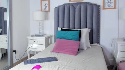  samanta  online show from 01-28-25, 02:53