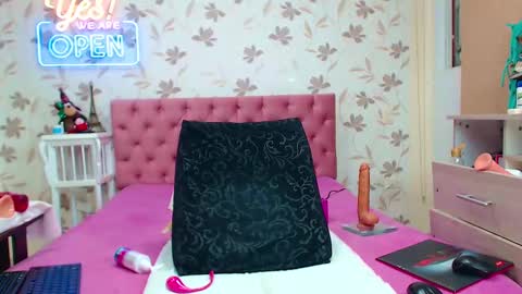 SamantaDark online show from 01-14-25, 09:20