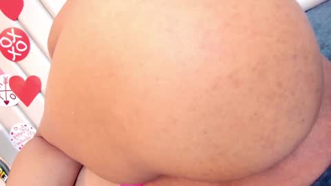 Snapshot of samantaramoos chatting on 02-13-25, 08:38 SAMANTA online show from 02-13-25, 08:38