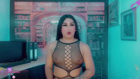 Snapshot of samantha__paez chatting on 05-14-26, 04:19 samantha__paez online show from 05-14-26, 04:19