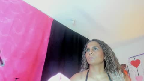  Samanthasmile  online show from 02-08-25, 11:22