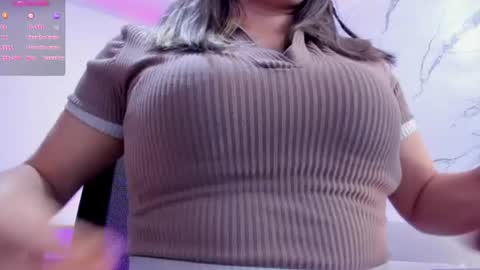 Snapshot of samantha__wilson chatting on 06-19-26, 07:39 Samantha online show from 06-19-26, 07:39