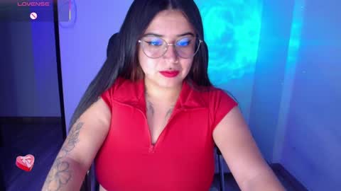 Snapshot of samantha_devil_ chatting on 01-16-25, 10:34 Samanta online show from 01-16-25, 10:34