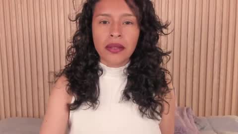 Snapshot of samantha_duart3 chatting on 06-05-26, 11:49 samantha_duart3 online show from 06-05-26, 11:49