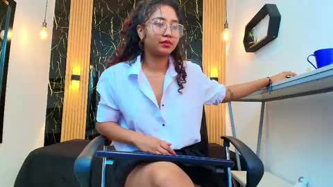    online show from 04-18-26, 11:14