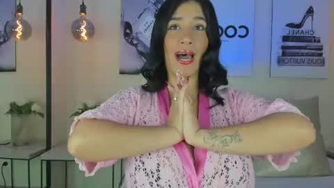 Snapshot of samantha_hotly chatting on 06-10-26, 08:02 Samantha online show from 06-10-26, 08:02