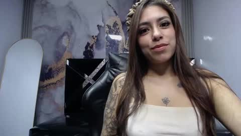 Snapshot of samantha_marin_v chatting on 11-29-25, 12:19 Hi Stream 800am to 200pm online show from 11-29-25, 12:19