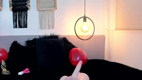 Snapshot of samantha_mature56 chatting on 02-15-25, 12:54 Sam online show from 02-15-25, 12:54