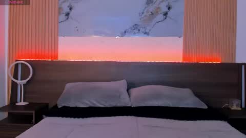 Snapshot of samantha_moons chatting on 07-25-26, 01:04 samantha_moons online show from 07-25-26, 01:04