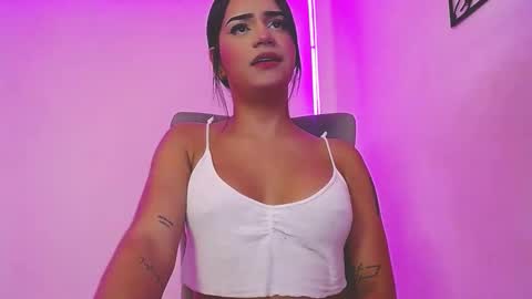 Snapshot of samantha_sweet30 chatting on 01-10-25, 05:37 Salome Vargas online show from 01-10-25, 05:37