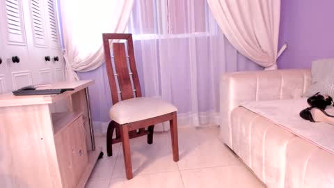 samantha_thompsoon online show from 11-10-25, 08:41