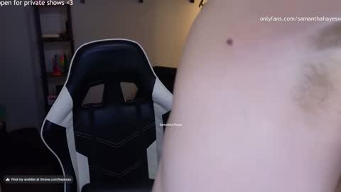 Snapshot of samanthahayesxoxo chatting on 01-16-25, 11:37 The Real Samantha Hayes haha online show from 01-16-25, 11:37