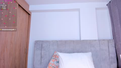 V A  N E S S A  online show from 01-22-25, 01:20