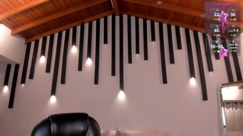 Snapshot of samanthaklein_ chatting on 12-22-24, 10:06 Samantha Klein online show from 12-22-24, 10:06