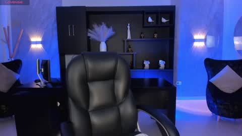 Snapshot of samanthaklein_ chatting on 01-07-25, 03:14 Samantha Klein online show from 01-07-25, 03:14